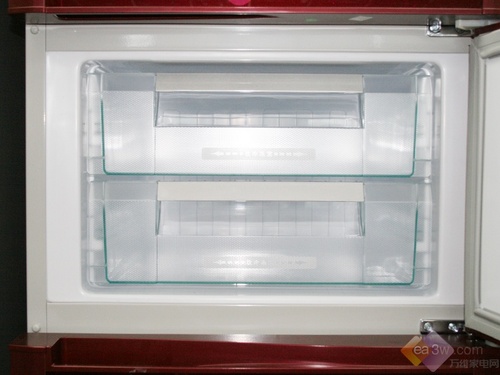 流行外观 康佳三门冰箱BCD-232MT评测