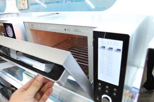 冲击高端!美的蒸立方微波炉新品揭秘