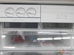 LG盛唐花纹冰箱 降价活动筹备中