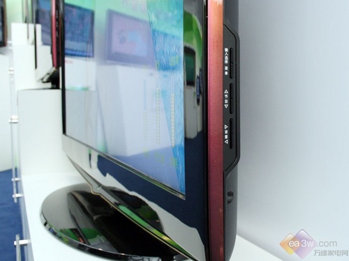 32��ƽ�3000 ����LC32GS80CҺ�����