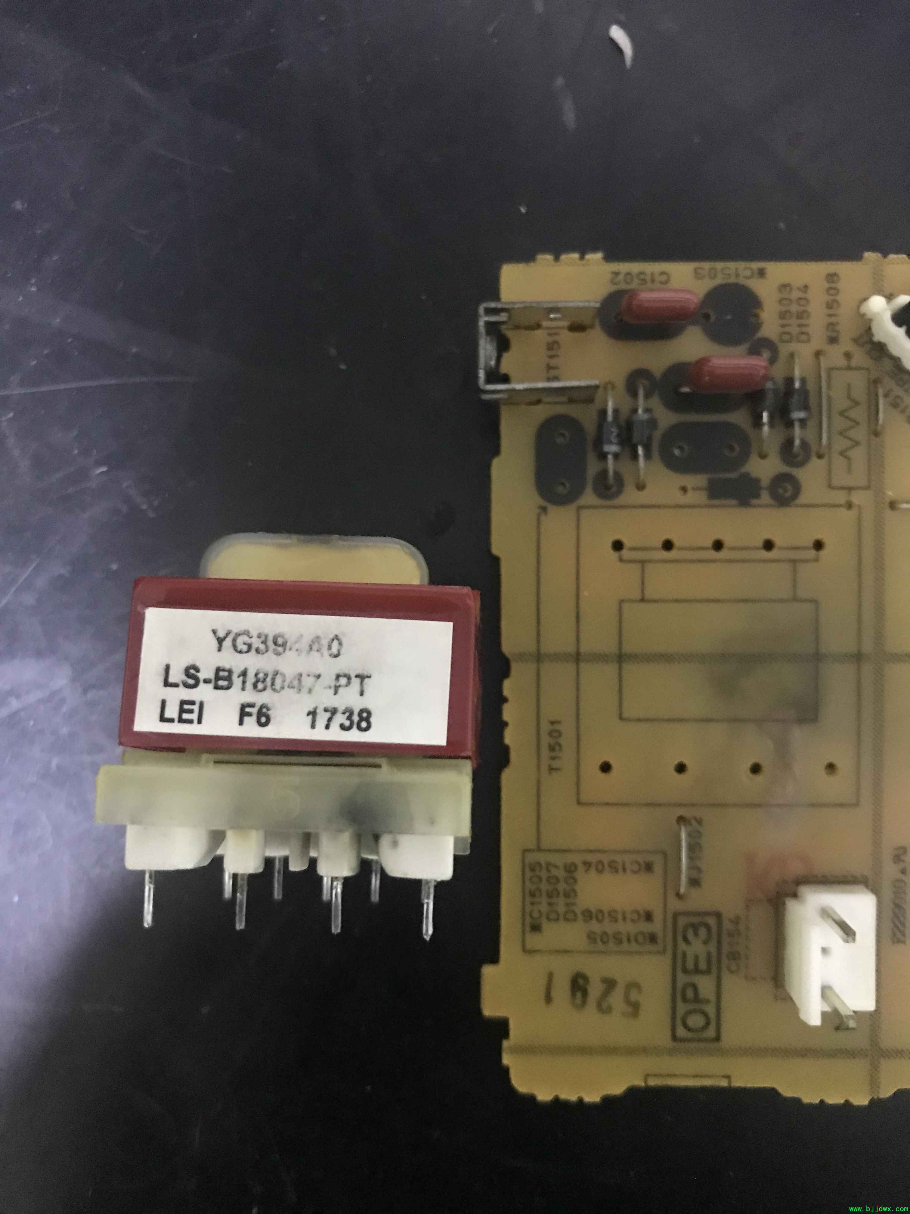 ����һ̨YAMAHA RX-v377���ŵ�Դ���С��ѹ�����ˣ�������·����֪������Ǽ��������ѹ������֪���Ĵ��и� ...