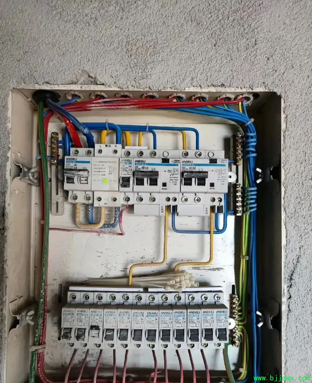 ef4b67c27c85e9d606a3121b4132c50f.png