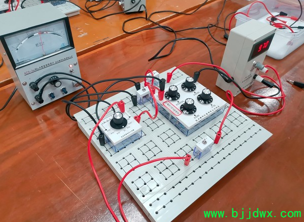 db89eb2fd62d8724ec69e79e58655db4.png