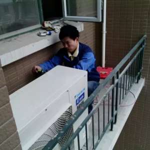 �������ƣ�¥�����ʦ�ǣ�����������װһ̨�յ����ԣ���