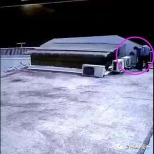 ������������ά�ޣ��յ����ͻȻ��ը��˲�䱻�������ɣ�