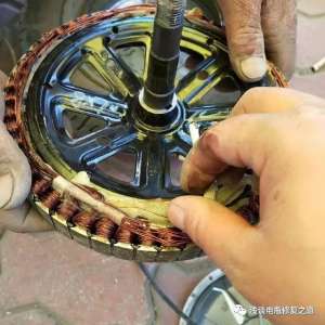 �綯��ά�޼��������綯��ά��ʵ���������