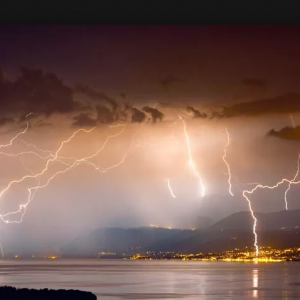 OLED����������̭Һ�����Ӳ���ʤ��,����һ��α����