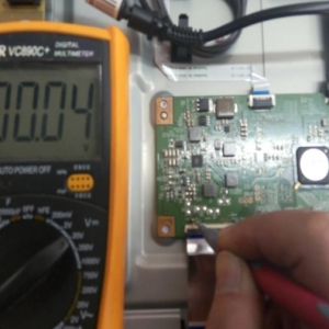 SHAP����Һ���ʵ�LCD-40S3A�а�����ͼ�񱳹�����ά��