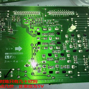 ����LCD-40G100A�ʵ翪������ʱ�ް�����ʱ�а�����ά��