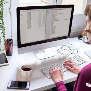 �����ţ��ĵ����������һ�������ٶȾ��˵�ϵͳ���������