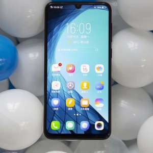 vivo�����ˣ�����710+256GB����չ����С�ױ���1��