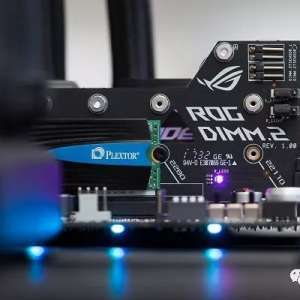 ����Intel�����ڴ�͹�̬Ӳ���ĸ��ã��������Ǿ�����һ���Ա�