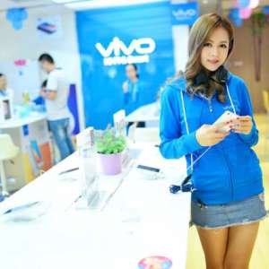 �뻻�ֻ����ٵȵȣ�vivo�ٱ����콢���۸���С���ѿ�