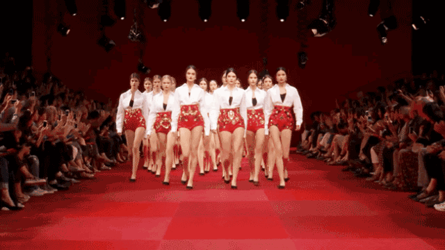 ���Ǻڿͱ��ڵ���ҵ�һ�Σ�