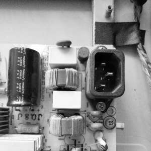 ����LT32510Һ���ʵ羫ѡά��ʵ��