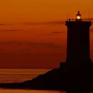 �ʵ���ҵ�ѵ���̭��Ե���ʵ�������·��