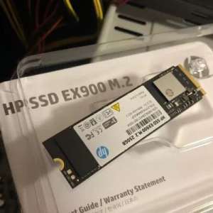 Ϊ��������ѡ����M.2�ӿڵĹ�̬�̣��ٶ�ȴ����ô����