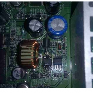 ��ά26L08HRҺ������ָʾ�Ʋ���7805��·�Ĺ���ά��