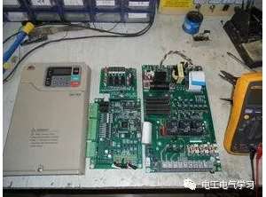 ��Ƶ�������������ϵı���Լռ��Ƶ������������40��45%����