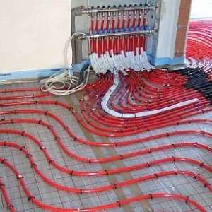 ��ů����ˮ֮��Ӧ�ü�����ӻ��ǻ�ˮ���ӣ�