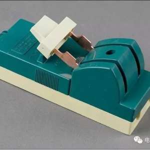 ����ʹ�����ֿ��أ��������غ͵����ص�����