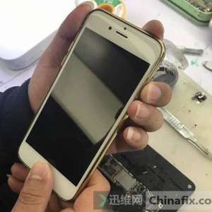 iPhone6�ֻ��޷����� ˢ������4013����ά��