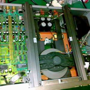 ���ſ�VRDS-25X���ռ�CD������ͷά��