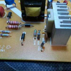 ����HP LE1902Һ����ʾ��������֮����ά��